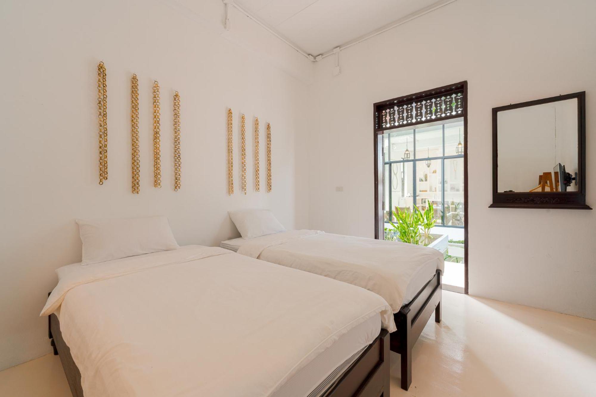8Th Wonder - Chiang Mai Bed & Breakfast Mae Rim Bagian luar foto