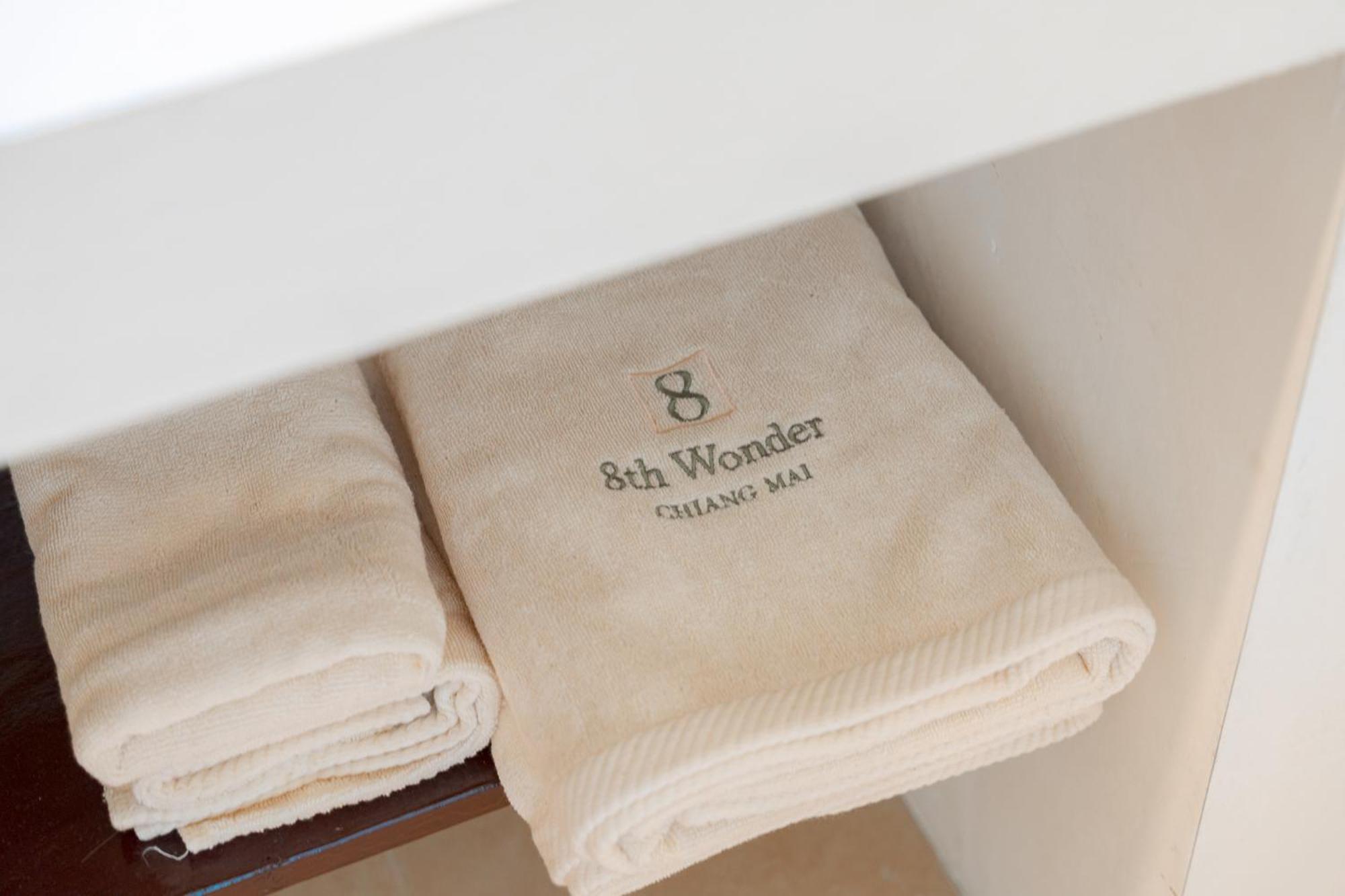 8Th Wonder - Chiang Mai Bed & Breakfast Mae Rim Bagian luar foto