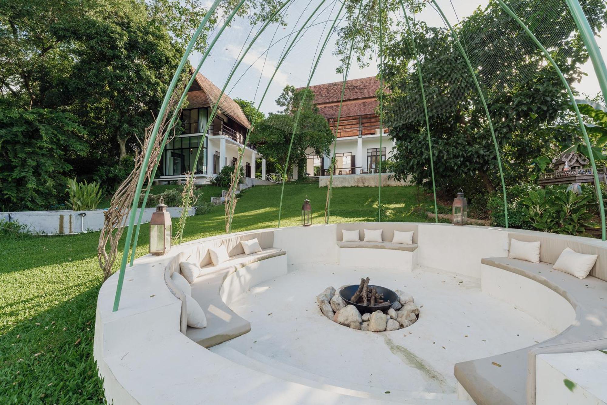 8Th Wonder - Chiang Mai Bed & Breakfast Mae Rim Bagian luar foto